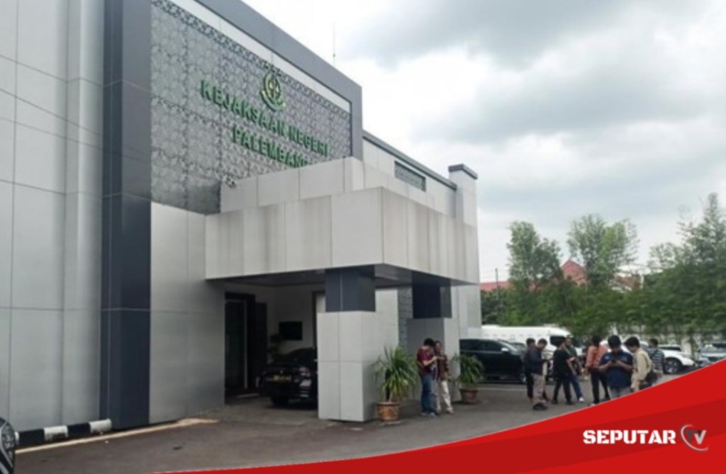 Diduga Proyek Fiktif, Mantan Kadis Perkimtan Palembang Diperiksa&nbsp;Kejari