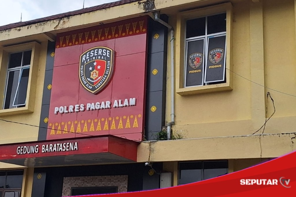 Keluarga Korban Dugaan Pelecehan Oknum Kepala Kantor Pos Meminta Pelaku Segera Di&nbsp;Tahan