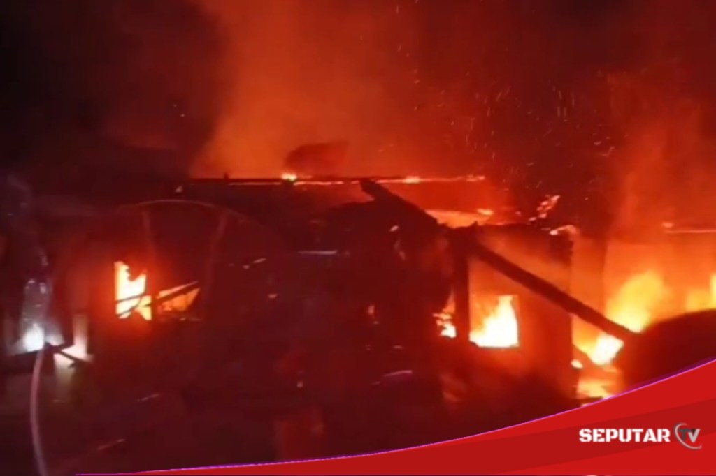 Tiga Rumah di Desa Pedang Terbakar, Kerugian Ditaksir Ratusan Juta&nbsp;Rupiah
